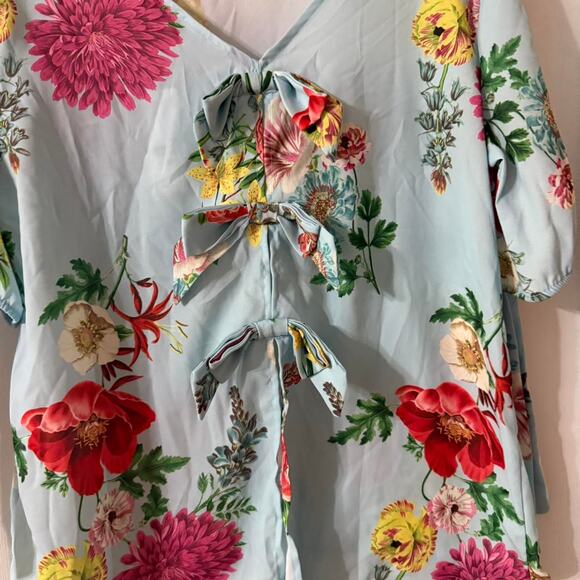 Sweet Pea by New York & Company Womans Large Blouse - Picture 3 of 5